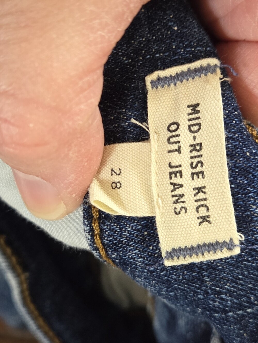 Madewell Mid-Rise Kick Out Jeans Medium Wash Cropped Demi Flare Size 28 - Picture 7 of 7